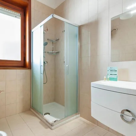 Maroby Garden & Parking - Selection 레체